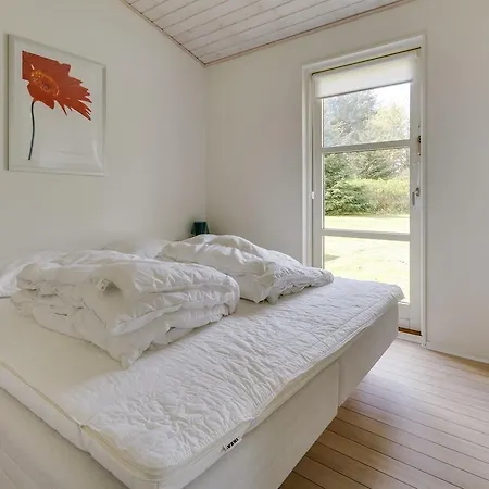 Three-bedroom Holiday In *